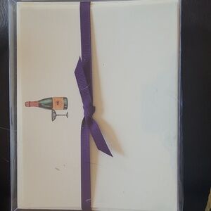 NVC  8 envelopes/cards. Wine